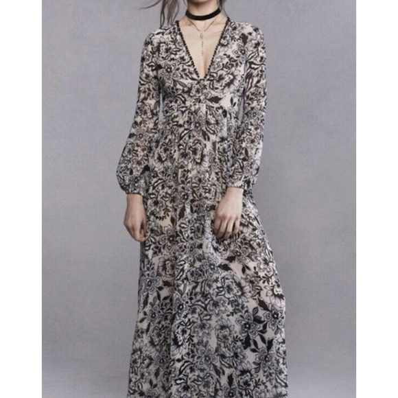 For Love And Lemons Dresses & Skirts - For Love & Lemons Maxi Dress Gracie V-neck Floral Cream Black Long Sleeve Large